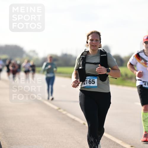 12.04.2026 - 45. Internationalen Wilhelmsburger Insellauf Dr. Thomas Lammeyer http://msf.ph/oto/9450174 12.04.2026 10:41:24 Laufen 2165, 4191 meine-sportfotos.de