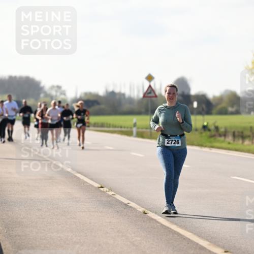 12.04.2026 - 45. Internationalen Wilhelmsburger Insellauf Dr. Thomas Lammeyer http://msf.ph/oto/9450194 12.04.2026 10:41:30 Laufen 2726 meine-sportfotos.de