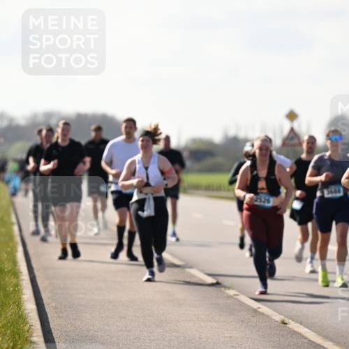 12.04.2026 - 45. Internationalen Wilhelmsburger Insellauf Dr. Thomas Lammeyer http://msf.ph/oto/9450237 12.04.2026 10:41:42 Laufen 2526, 3847 meine-sportfotos.de