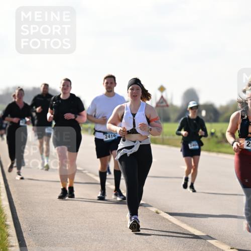 12.04.2026 - 45. Internationalen Wilhelmsburger Insellauf Dr. Thomas Lammeyer http://msf.ph/oto/9450252 12.04.2026 10:41:45 Laufen 2419, 2520, 3 meine-sportfotos.de