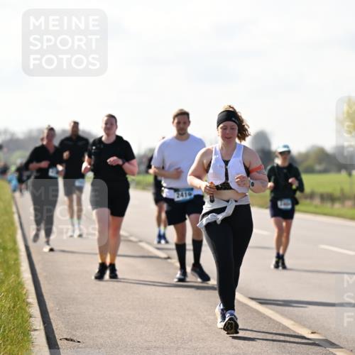 12.04.2026 - 45. Internationalen Wilhelmsburger Insellauf Dr. Thomas Lammeyer http://msf.ph/oto/9450255 12.04.2026 10:41:46 Laufen 2419, 2526 meine-sportfotos.de