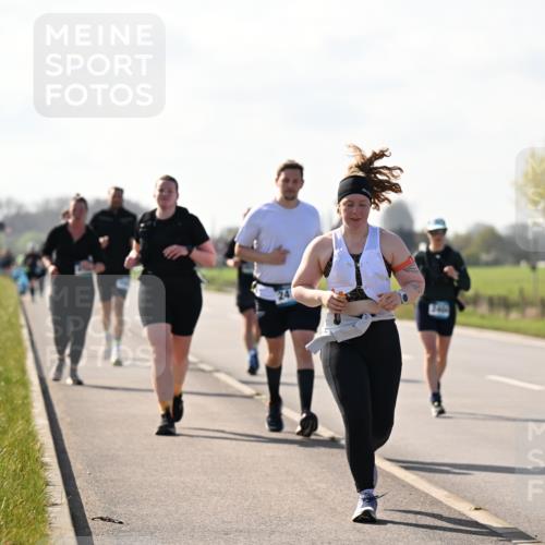 12.04.2026 - 45. Internationalen Wilhelmsburger Insellauf Dr. Thomas Lammeyer http://msf.ph/oto/9450256 12.04.2026 10:41:46 Laufen 2526 meine-sportfotos.de