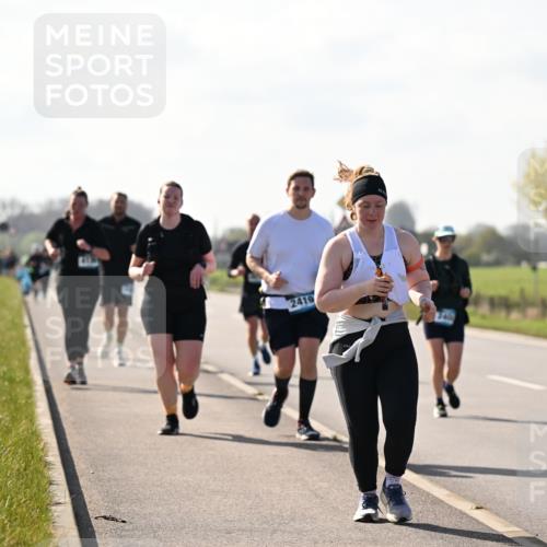 12.04.2026 - 45. Internationalen Wilhelmsburger Insellauf Dr. Thomas Lammeyer http://msf.ph/oto/9450257 12.04.2026 10:41:46 Laufen 2419, 25 meine-sportfotos.de
