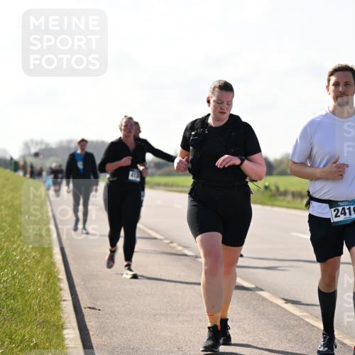 12.04.2026 - 45. Internationalen Wilhelmsburger Insellauf Dr. Thomas Lammeyer http://msf.ph/oto/9450271 12.04.2026 10:41:50 Laufen 4, 2419, 240 meine-sportfotos.de
