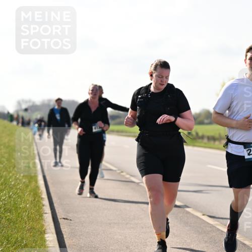12.04.2026 - 45. Internationalen Wilhelmsburger Insellauf Dr. Thomas Lammeyer http://msf.ph/oto/9450272 12.04.2026 10:41:50 Laufen 2419 meine-sportfotos.de