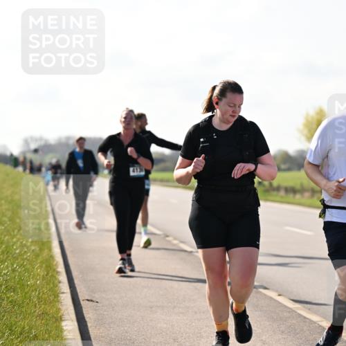 12.04.2026 - 45. Internationalen Wilhelmsburger Insellauf Dr. Thomas Lammeyer http://msf.ph/oto/9450273 12.04.2026 10:41:50 Laufen 4, 2419 meine-sportfotos.de