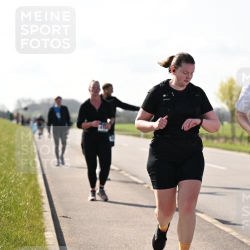 12.04.2026 - 45. Internationalen Wilhelmsburger Insellauf Dr. Thomas Lammeyer http://msf.ph/oto/9450275 12.04.2026 10:41:50 Laufen 45, 2419 meine-sportfotos.de