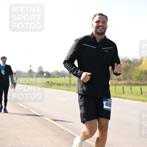 12.04.2026 - 45. Internationalen Wilhelmsburger Insellauf Dr. Thomas Lammeyer http://msf.ph/oto/9450287 12.04.2026 10:41:56 Laufen 4, 90 meine-sportfotos.de