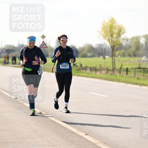 12.04.2026 - 45. Internationalen Wilhelmsburger Insellauf Dr. Thomas Lammeyer http://msf.ph/oto/9450299 12.04.2026 10:42:10 Laufen 231, 2452 meine-sportfotos.de