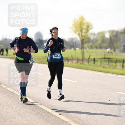 12.04.2026 - 45. Internationalen Wilhelmsburger Insellauf Dr. Thomas Lammeyer http://msf.ph/oto/9450304 12.04.2026 10:42:11 Laufen 23, 2452 meine-sportfotos.de