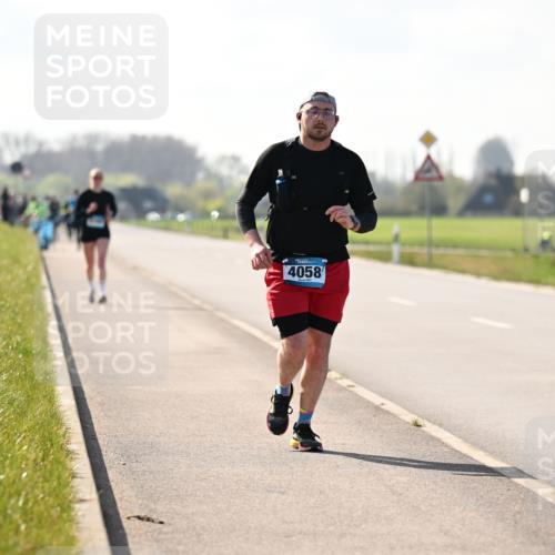 12.04.2026 - 45. Internationalen Wilhelmsburger Insellauf Dr. Thomas Lammeyer http://msf.ph/oto/9450332 12.04.2026 10:42:39 Laufen 4058 meine-sportfotos.de
