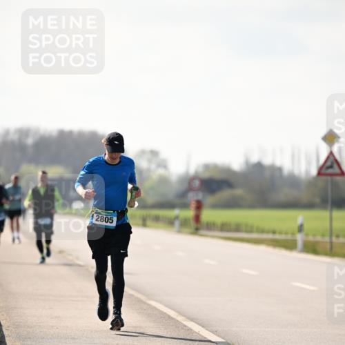 12.04.2026 - 45. Internationalen Wilhelmsburger Insellauf Dr. Thomas Lammeyer http://msf.ph/oto/9450352 12.04.2026 10:43:03 Laufen 2805 meine-sportfotos.de