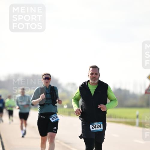 12.04.2026 - 45. Internationalen Wilhelmsburger Insellauf Dr. Thomas Lammeyer http://msf.ph/oto/9450394 12.04.2026 10:43:16 Laufen 452, 2424 meine-sportfotos.de
