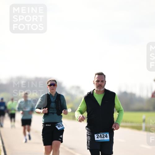 12.04.2026 - 45. Internationalen Wilhelmsburger Insellauf Dr. Thomas Lammeyer http://msf.ph/oto/9450395 12.04.2026 10:43:16 Laufen 2424 meine-sportfotos.de