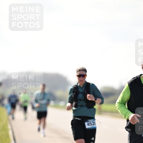 12.04.2026 - 45. Internationalen Wilhelmsburger Insellauf Dr. Thomas Lammeyer http://msf.ph/oto/9450401 12.04.2026 10:43:18 Laufen 452 meine-sportfotos.de