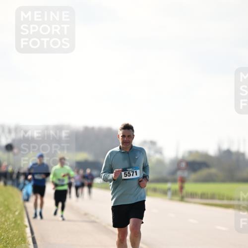12.04.2026 - 45. Internationalen Wilhelmsburger Insellauf Dr. Thomas Lammeyer http://msf.ph/oto/9450407 12.04.2026 10:43:24 Laufen 5571 meine-sportfotos.de