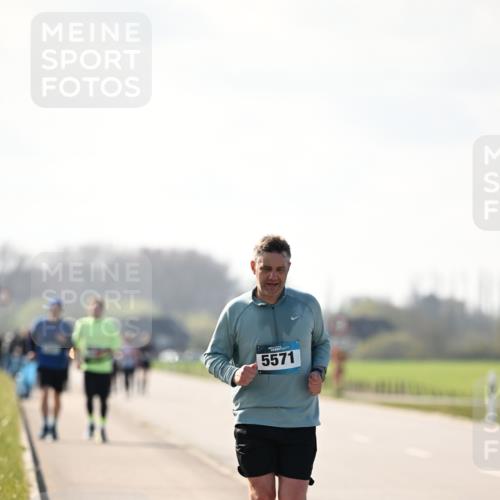 12.04.2026 - 45. Internationalen Wilhelmsburger Insellauf Dr. Thomas Lammeyer http://msf.ph/oto/9450420 12.04.2026 10:43:25 Laufen 5571 meine-sportfotos.de