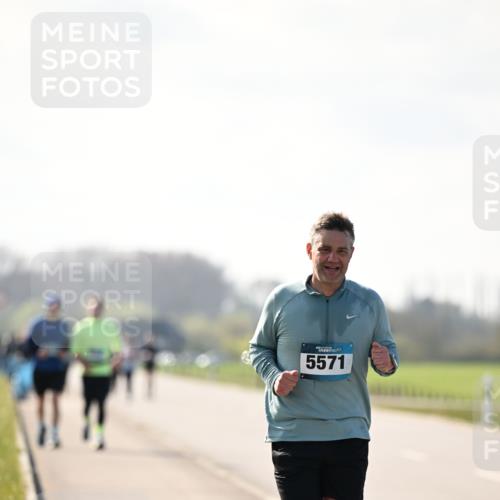 12.04.2026 - 45. Internationalen Wilhelmsburger Insellauf Dr. Thomas Lammeyer http://msf.ph/oto/9450424 12.04.2026 10:43:26 Laufen 5571 meine-sportfotos.de