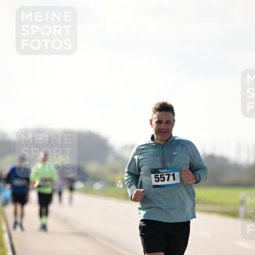 12.04.2026 - 45. Internationalen Wilhelmsburger Insellauf Dr. Thomas Lammeyer http://msf.ph/oto/9450426 12.04.2026 10:43:26 Laufen 5571 meine-sportfotos.de