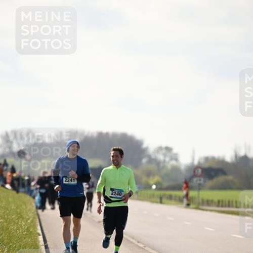 12.04.2026 - 45. Internationalen Wilhelmsburger Insellauf Dr. Thomas Lammeyer http://msf.ph/oto/9450430 12.04.2026 10:43:33 Laufen 2241, 2240 meine-sportfotos.de