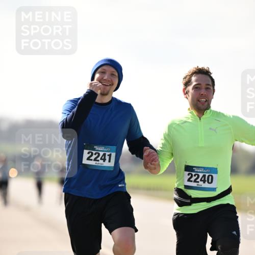 12.04.2026 - 45. Internationalen Wilhelmsburger Insellauf Dr. Thomas Lammeyer http://msf.ph/oto/9450482 12.04.2026 10:43:41 Laufen 45, 2241, 2240 meine-sportfotos.de