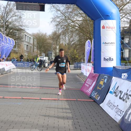 12.04.2026 - 45. Internationalen Wilhelmsburger Insellauf Strokosch-Dieckow http://msf.ph/oto/9450486 12.04.2026 10:05:07 Ziel 5293 meine-sportfotos.de