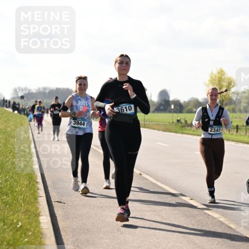 12.04.2026 - 45. Internationalen Wilhelmsburger Insellauf Dr. Thomas Lammeyer http://msf.ph/oto/9450521 12.04.2026 10:44:06 Laufen 3944, 3610, 2342, 2343 meine-sportfotos.de