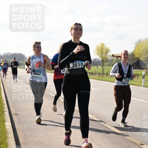 12.04.2026 - 45. Internationalen Wilhelmsburger Insellauf Dr. Thomas Lammeyer http://msf.ph/oto/9450529 12.04.2026 10:44:08 Laufen 3944, 3610, 33, 2342, 2343 meine-sportfotos.de