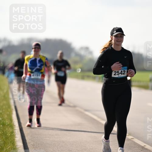 12.04.2026 - 45. Internationalen Wilhelmsburger Insellauf Dr. Thomas Lammeyer http://msf.ph/oto/9450543 12.04.2026 10:44:15 Laufen 2542 meine-sportfotos.de