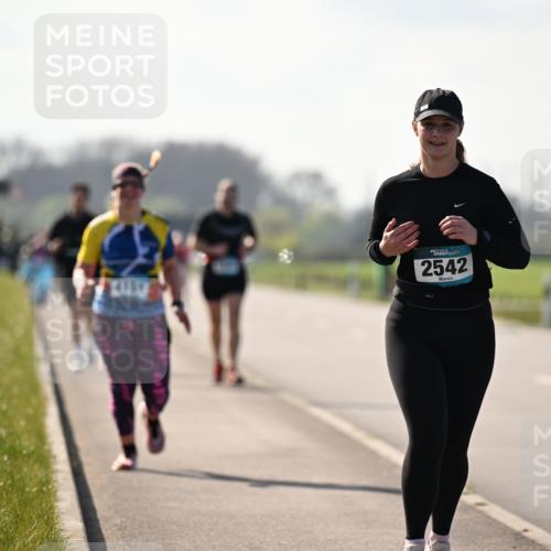 12.04.2026 - 45. Internationalen Wilhelmsburger Insellauf Dr. Thomas Lammeyer http://msf.ph/oto/9450545 12.04.2026 10:44:16 Laufen 45, 2542 meine-sportfotos.de