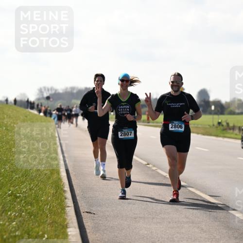 12.04.2026 - 45. Internationalen Wilhelmsburger Insellauf Dr. Thomas Lammeyer http://msf.ph/oto/9450594 12.04.2026 10:44:26 Laufen 2807, 2806 meine-sportfotos.de