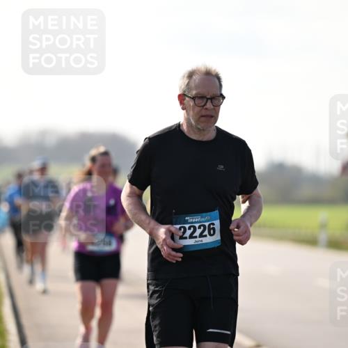 12.04.2026 - 45. Internationalen Wilhelmsburger Insellauf Dr. Thomas Lammeyer http://msf.ph/oto/9450622 12.04.2026 10:44:50 Laufen 2226 meine-sportfotos.de