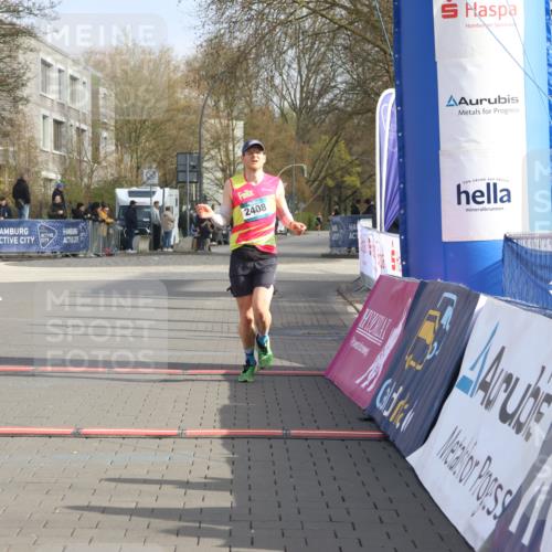 12.04.2026 - 45. Internationalen Wilhelmsburger Insellauf Strokosch-Dieckow http://msf.ph/oto/9450631 12.04.2026 10:06:28 Ziel 2408 meine-sportfotos.de