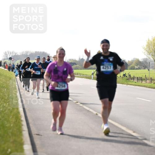 12.04.2026 - 45. Internationalen Wilhelmsburger Insellauf Dr. Thomas Lammeyer http://msf.ph/oto/9450634 12.04.2026 10:44:54 Laufen 1467, 4258, 4257 meine-sportfotos.de
