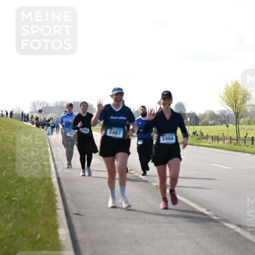 12.04.2026 - 45. Internationalen Wilhelmsburger Insellauf Dr. Thomas Lammeyer http://msf.ph/oto/9450658 12.04.2026 10:44:59 Laufen 2960, 2467, 2468 meine-sportfotos.de