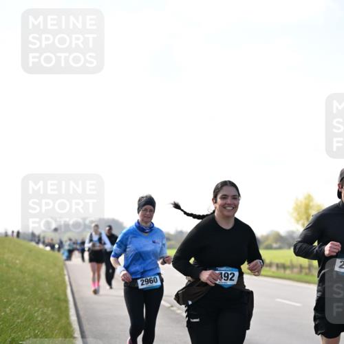 12.04.2026 - 45. Internationalen Wilhelmsburger Insellauf Dr. Thomas Lammeyer http://msf.ph/oto/9450678 12.04.2026 10:45:04 Laufen 2960, 192, 2 meine-sportfotos.de