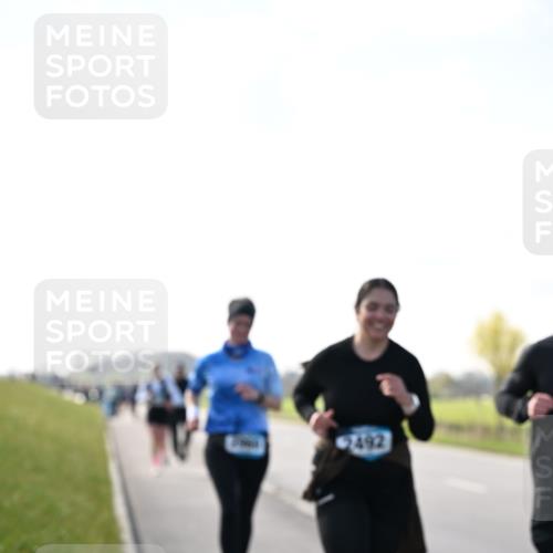 12.04.2026 - 45. Internationalen Wilhelmsburger Insellauf Dr. Thomas Lammeyer http://msf.ph/oto/9450680 12.04.2026 10:45:04 Laufen 2492 meine-sportfotos.de