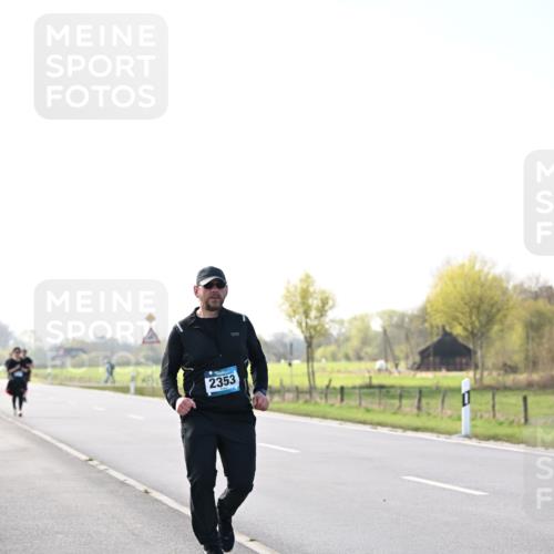 12.04.2026 - 45. Internationalen Wilhelmsburger Insellauf Dr. Thomas Lammeyer http://msf.ph/oto/9450687 12.04.2026 10:45:13 Laufen 2353 meine-sportfotos.de