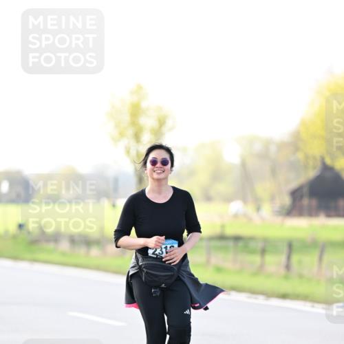 12.04.2026 - 45. Internationalen Wilhelmsburger Insellauf Dr. Thomas Lammeyer http://msf.ph/oto/9450699 12.04.2026 10:45:26 Laufen 231 meine-sportfotos.de