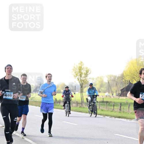 12.04.2026 - 45. Internationalen Wilhelmsburger Insellauf Dr. Thomas Lammeyer http://msf.ph/oto/9450735 12.04.2026 10:45:33 Laufen 4699, 3421, 23 meine-sportfotos.de