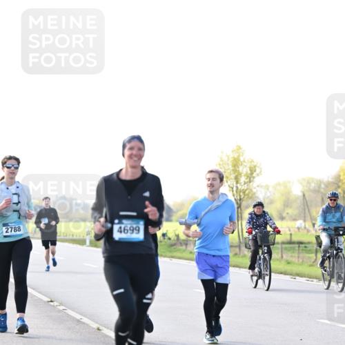 12.04.2026 - 45. Internationalen Wilhelmsburger Insellauf Dr. Thomas Lammeyer http://msf.ph/oto/9450742 12.04.2026 10:45:34 Laufen 2788, 4699 meine-sportfotos.de