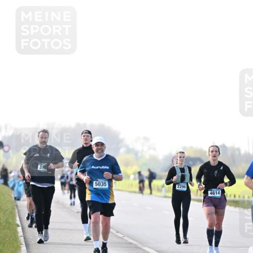 12.04.2026 - 45. Internationalen Wilhelmsburger Insellauf Dr. Thomas Lammeyer http://msf.ph/oto/9450751 12.04.2026 10:45:40 Laufen 31, 5035, 2296, 4614 meine-sportfotos.de