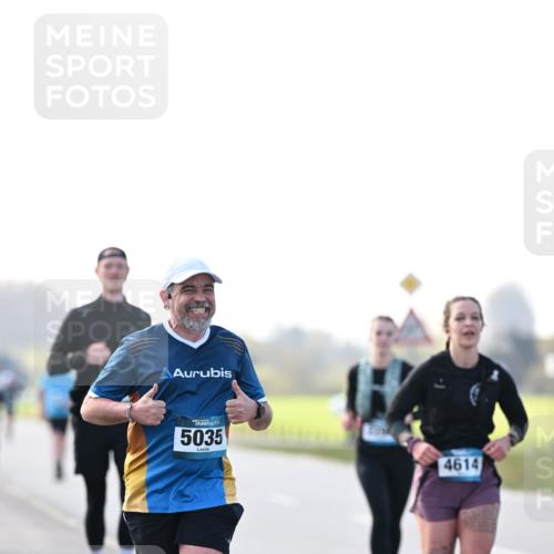 12.04.2026 - 45. Internationalen Wilhelmsburger Insellauf Dr. Thomas Lammeyer http://msf.ph/oto/9450774 12.04.2026 10:45:45 Laufen 5035, 4614 meine-sportfotos.de