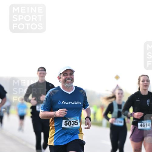 12.04.2026 - 45. Internationalen Wilhelmsburger Insellauf Dr. Thomas Lammeyer http://msf.ph/oto/9450779 12.04.2026 10:45:45 Laufen 5035, 4614 meine-sportfotos.de