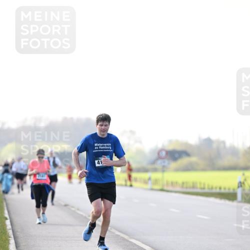 12.04.2026 - 45. Internationalen Wilhelmsburger Insellauf Dr. Thomas Lammeyer http://msf.ph/oto/9450812 12.04.2026 10:46:28 Laufen 41 meine-sportfotos.de