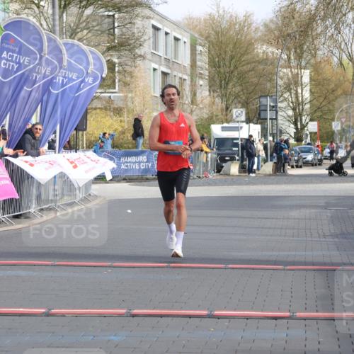12.04.2026 - 45. Internationalen Wilhelmsburger Insellauf Strokosch-Dieckow http://msf.ph/oto/9450813 12.04.2026 10:07:07 Ziel 3521, 4086 meine-sportfotos.de