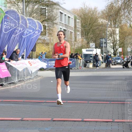 12.04.2026 - 45. Internationalen Wilhelmsburger Insellauf Strokosch-Dieckow http://msf.ph/oto/9450847 12.04.2026 10:07:08 Ziel 4086 meine-sportfotos.de