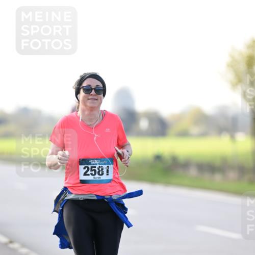 12.04.2026 - 45. Internationalen Wilhelmsburger Insellauf Dr. Thomas Lammeyer http://msf.ph/oto/9450848 12.04.2026 10:46:40 Laufen 2581 meine-sportfotos.de