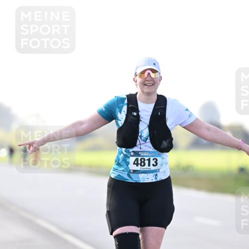 12.04.2026 - 45. Internationalen Wilhelmsburger Insellauf Dr. Thomas Lammeyer http://msf.ph/oto/9450877 12.04.2026 10:46:47 Laufen 4813 meine-sportfotos.de