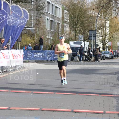 12.04.2026 - 45. Internationalen Wilhelmsburger Insellauf Strokosch-Dieckow http://msf.ph/oto/9450888 12.04.2026 10:07:30 Ziel 5439 meine-sportfotos.de